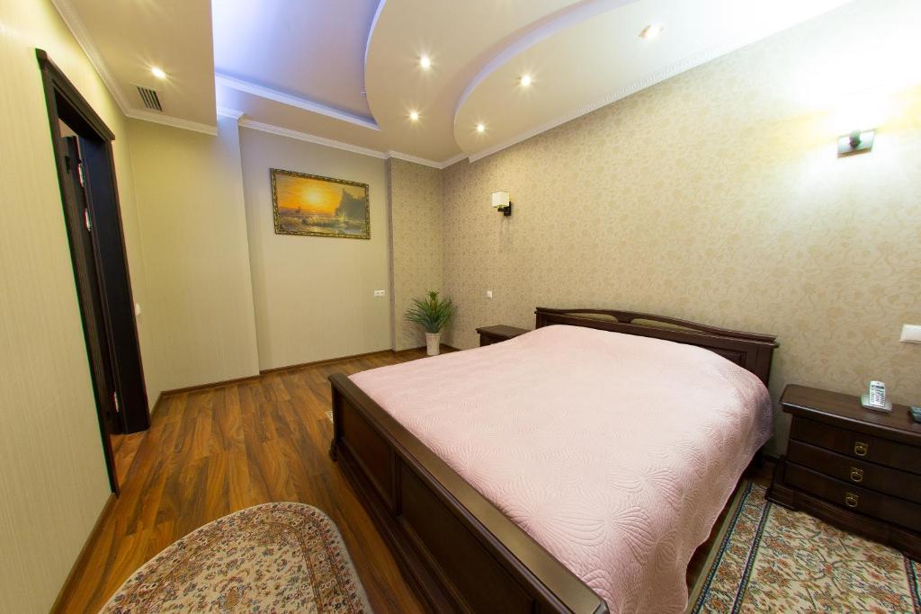Royal Hotell Zaporizhia Exteriör bild